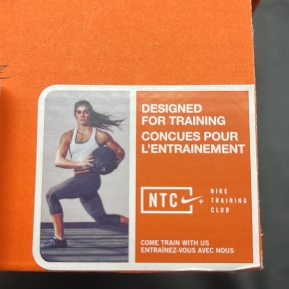 Women’s Nike Flex Supreme TR 4 - Brand new in box- Size 6.5 - Picture 10 of 10